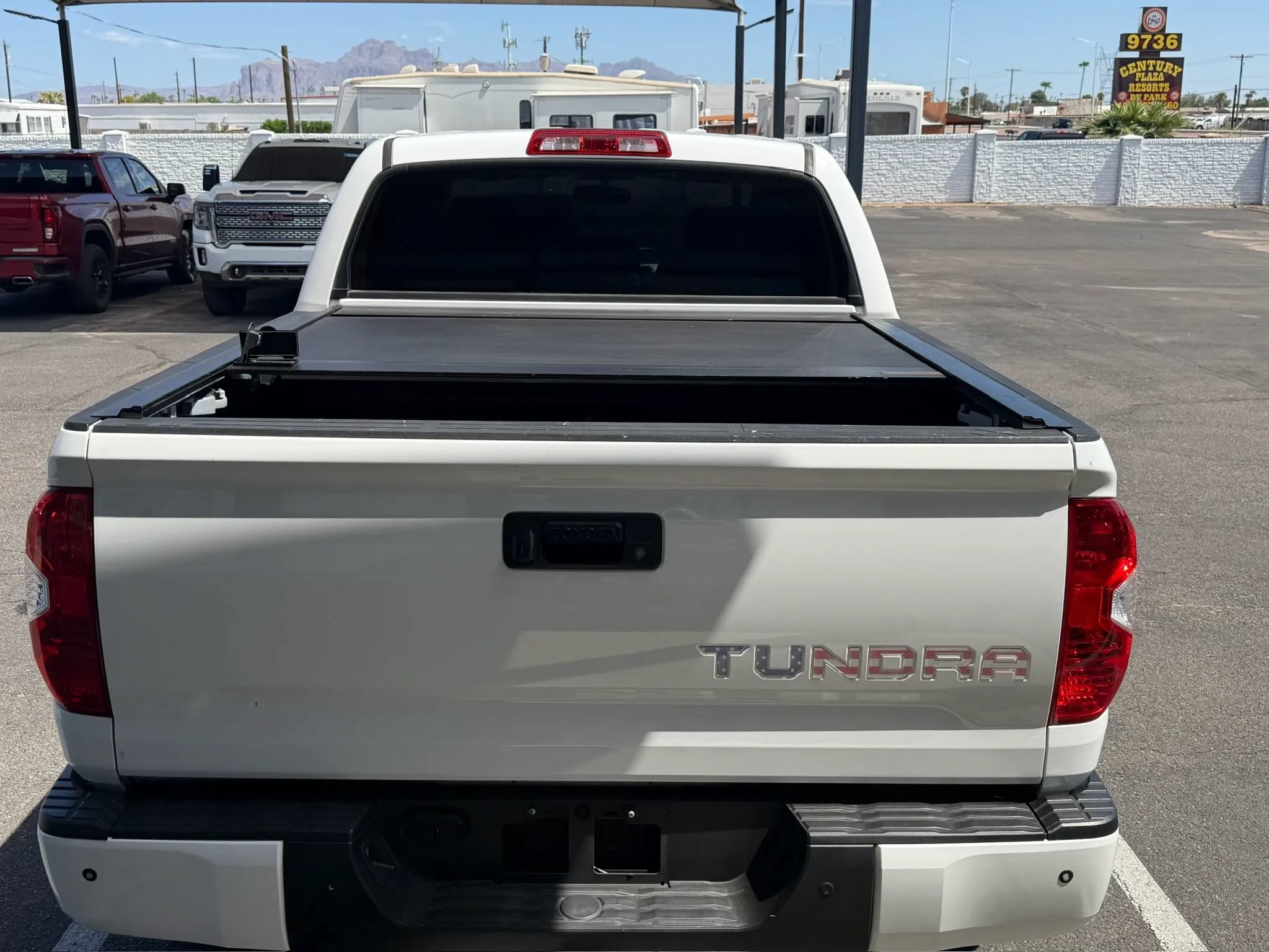 Used 2016 Toyota Tundra SR5 w/ SR5 Upgrade Package RWD image 6