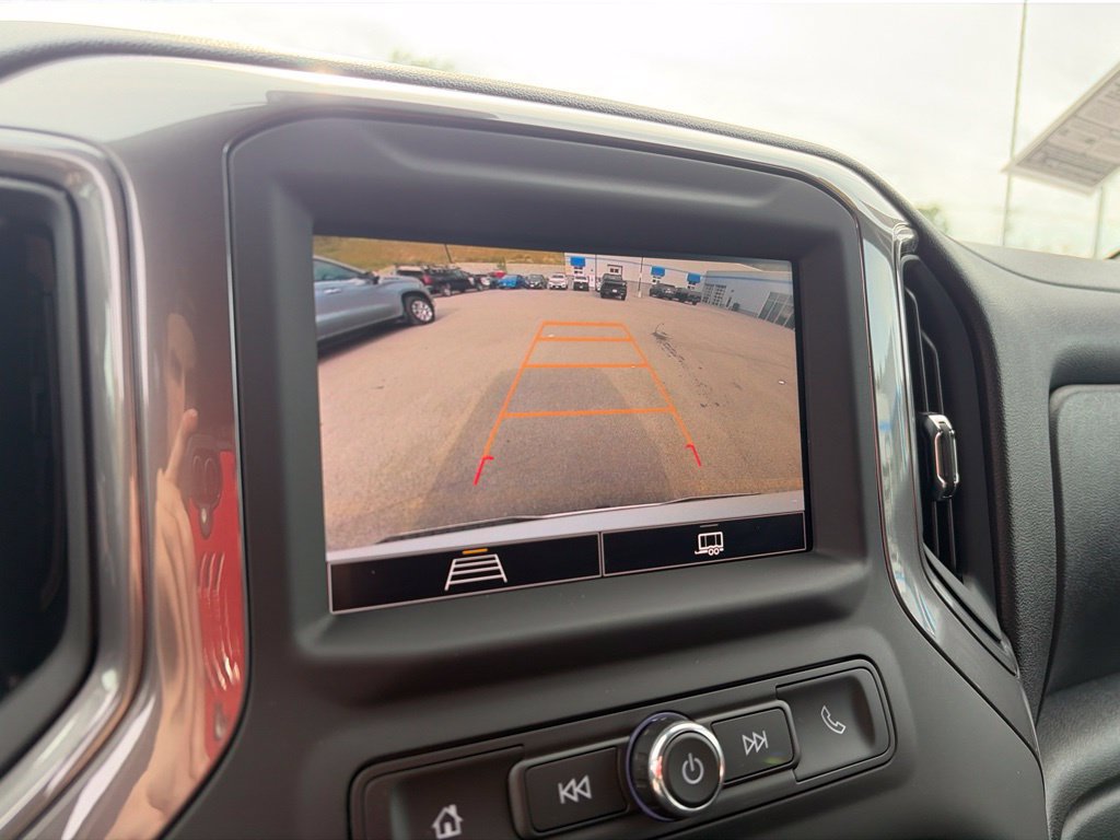 Used 2024 Chevrolet Silverado 1500 Custom AWD/4WD image 31