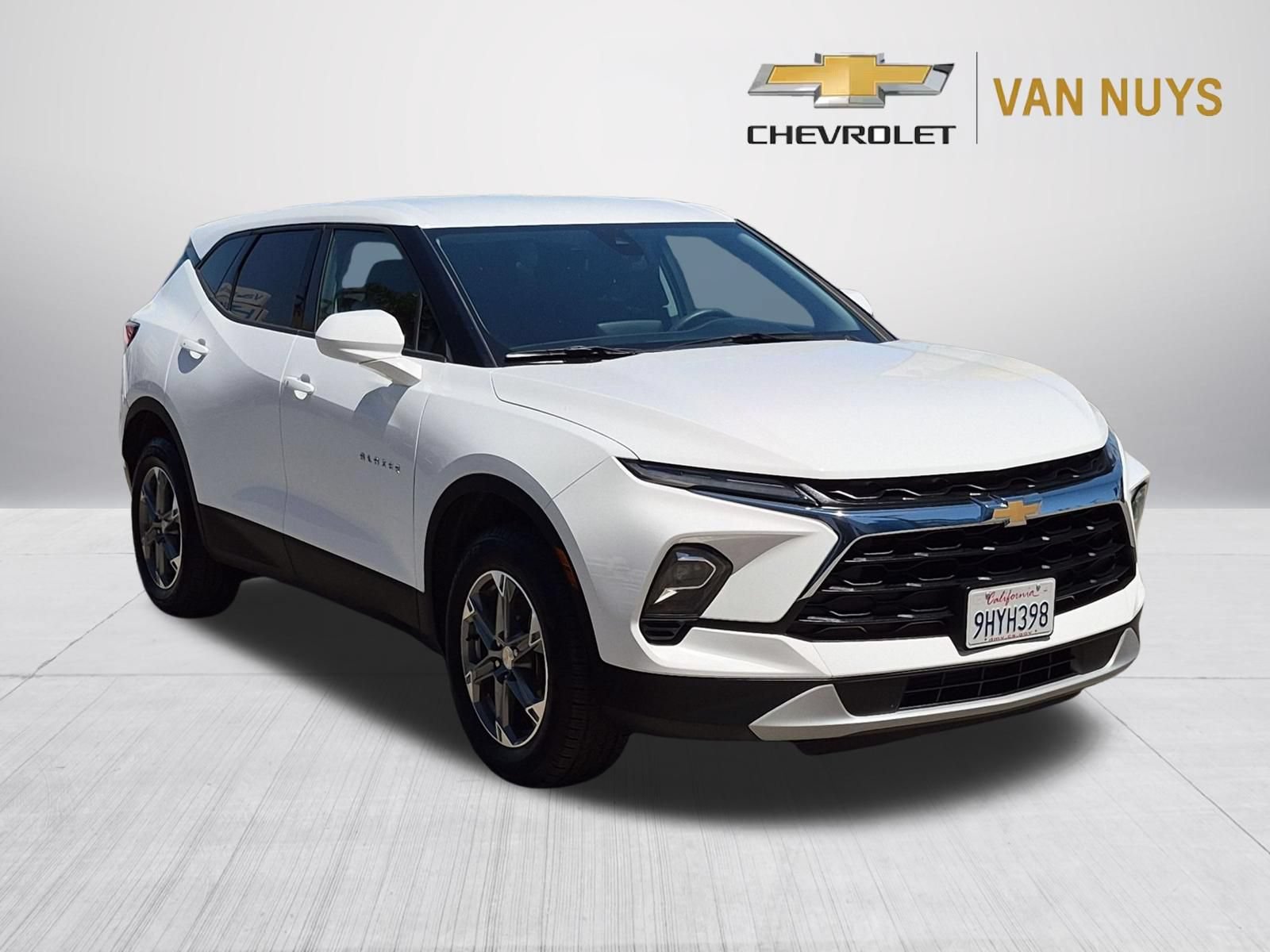Used 2024 Chevrolet Blazer LT w/ LPO, Cargo Package FWD image 3
