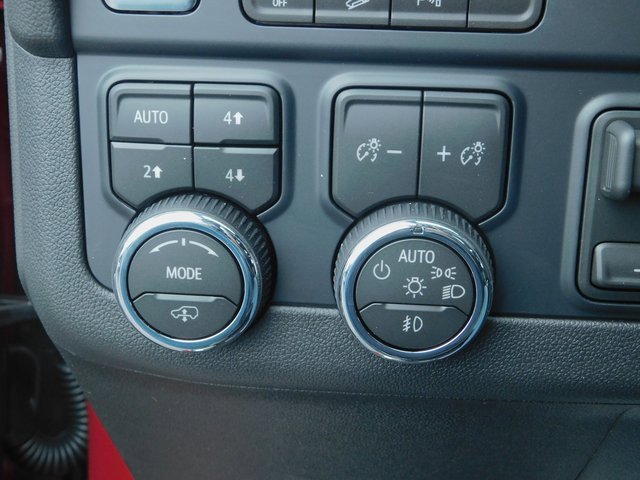 New 2026 Chevrolet Suburban High Country image 38