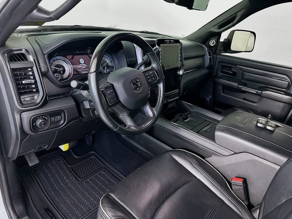 Used 2022 RAM 3500 Limited AWD/4WD image 28