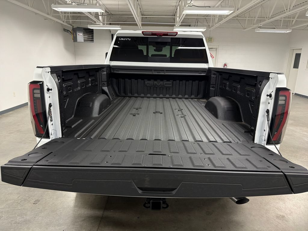 New 2026 GMC Sierra 2500 AT4 w/ Technology Package AWD/4WD image 18