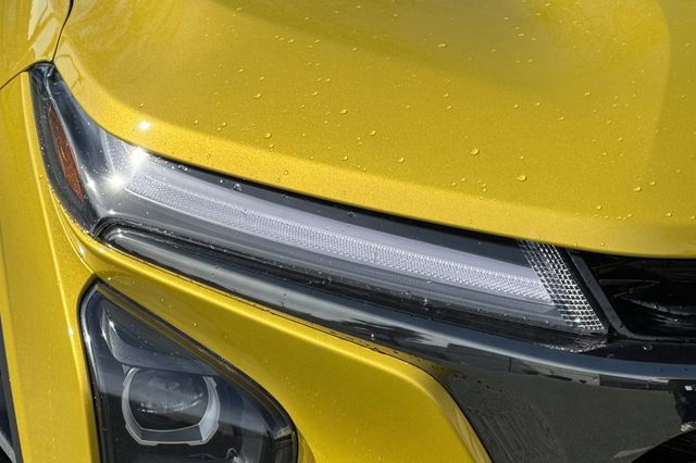 Certified 2025 Chevrolet Trax RS w/ Driver Confidence Package image 42