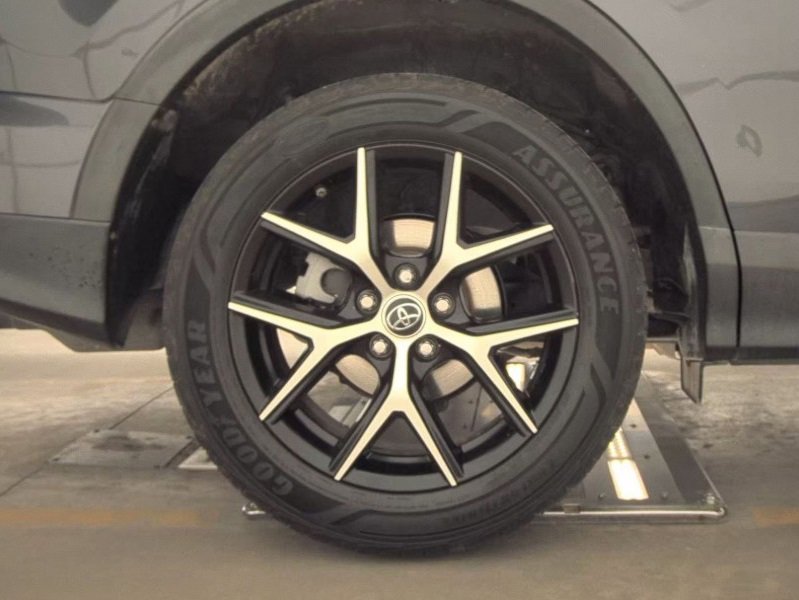 Used 2016 Toyota RAV4 SE image 32