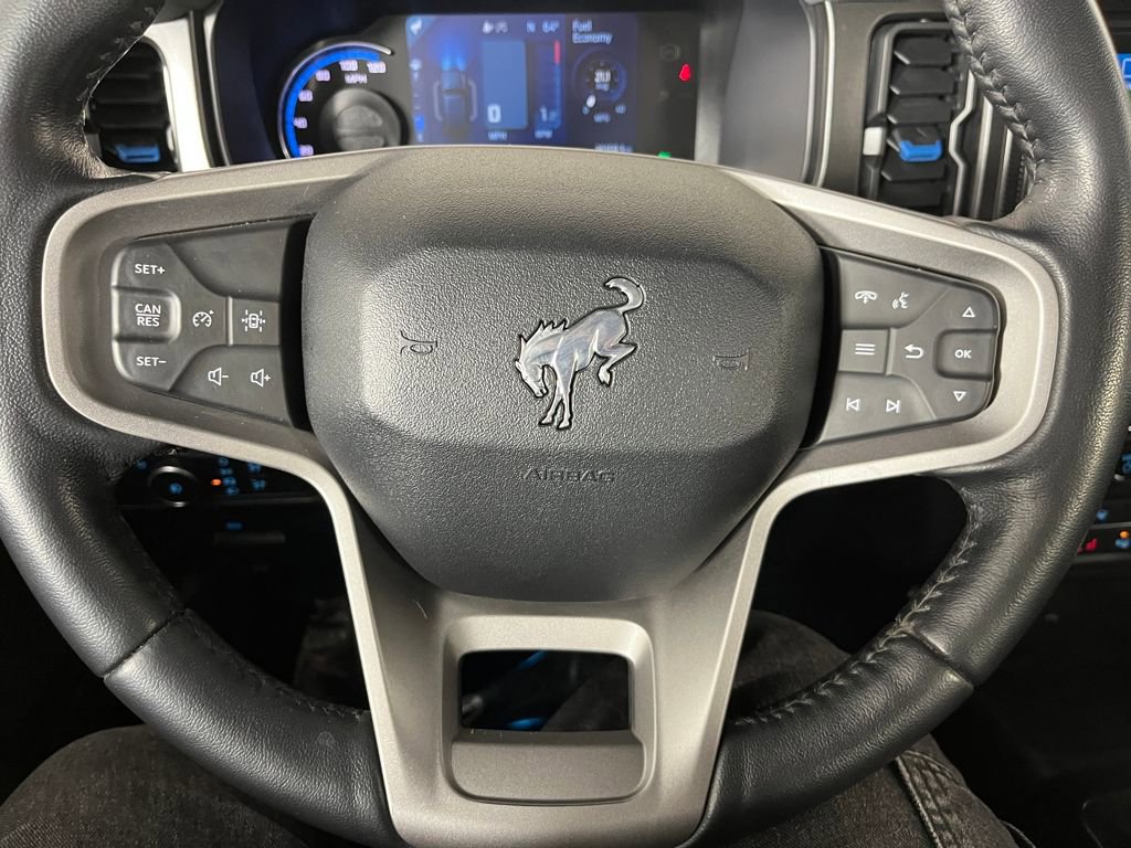 Used 2022 Ford Bronco Black Diamond image 19