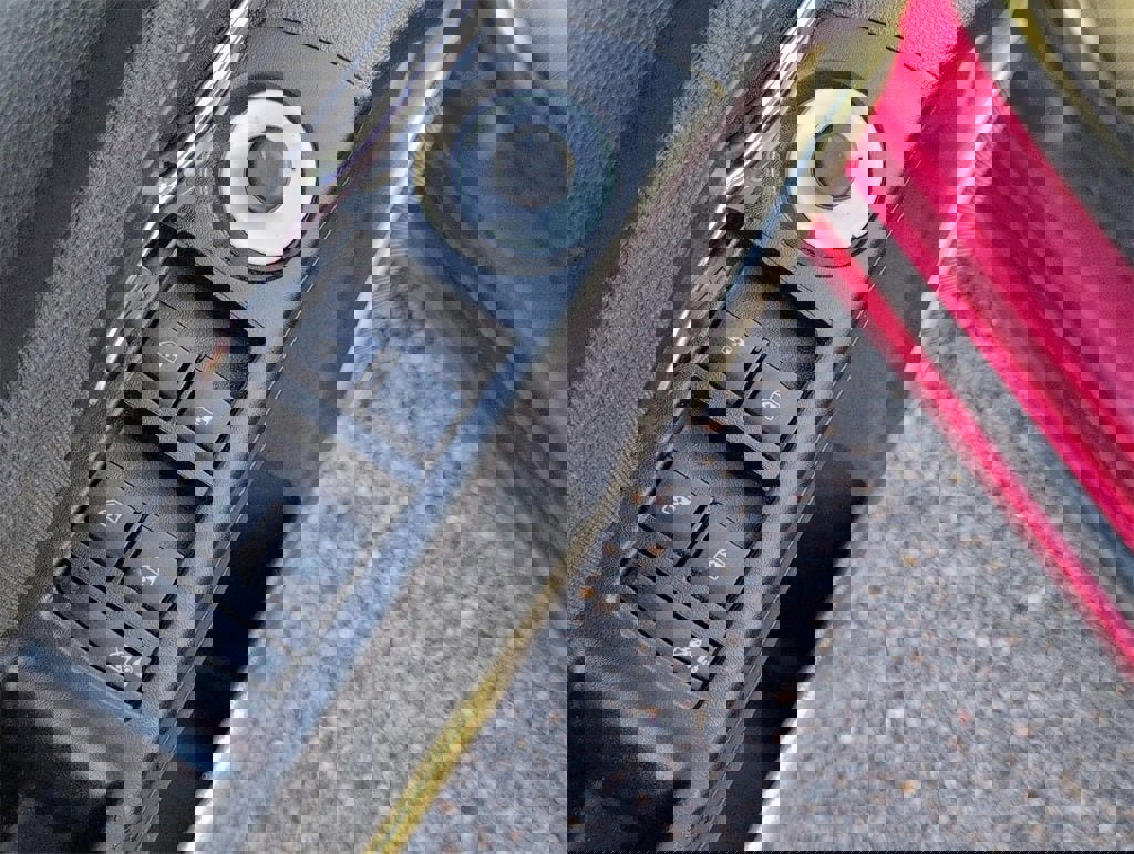 Used 2012 Chevrolet Cruze LT image 12