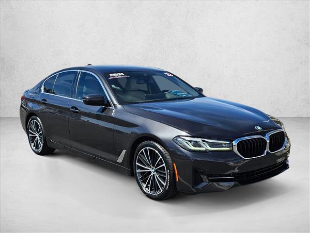 Used 2023 BMW 530i w/ Convenience Package image 3