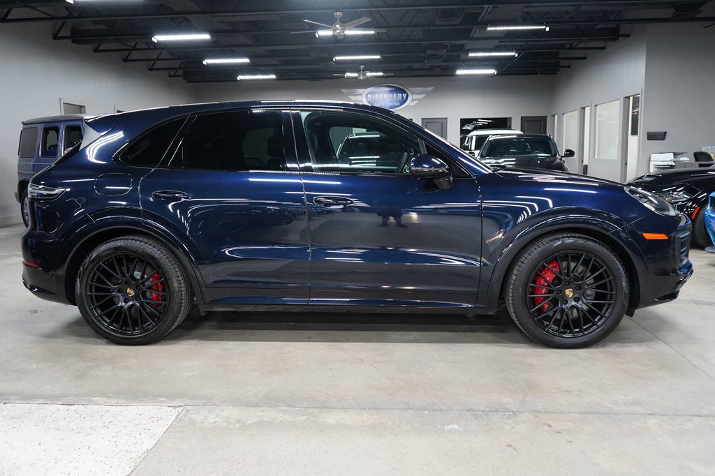 Used 2023 Porsche Cayenne GTS w/ Premium Package Plus AWD/4WD image 6