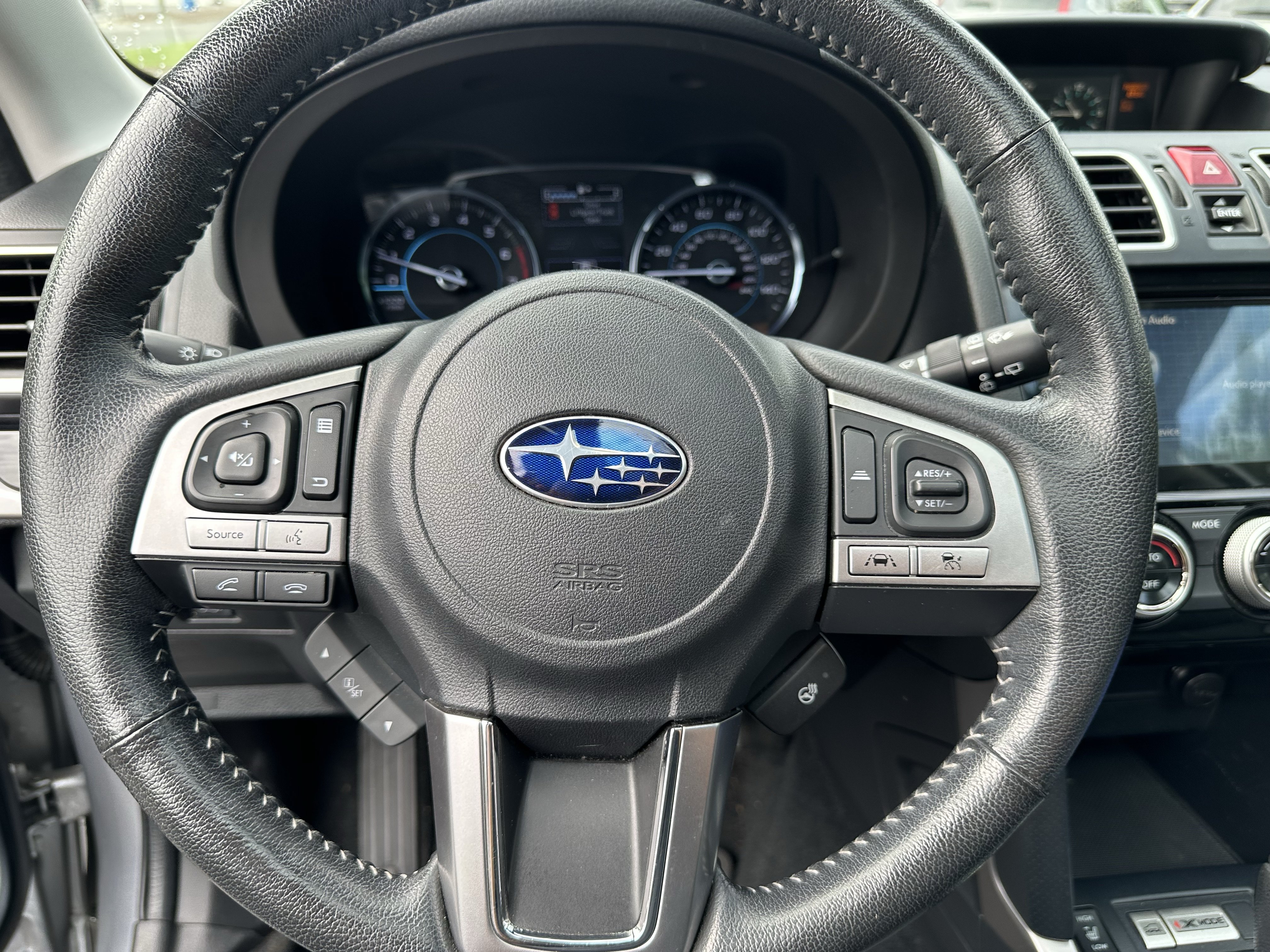 Used 2017 Subaru Forester 2.5i Touring AWD/4WD image 6