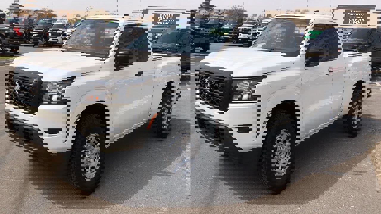 Used 2022 Nissan Frontier S image 4