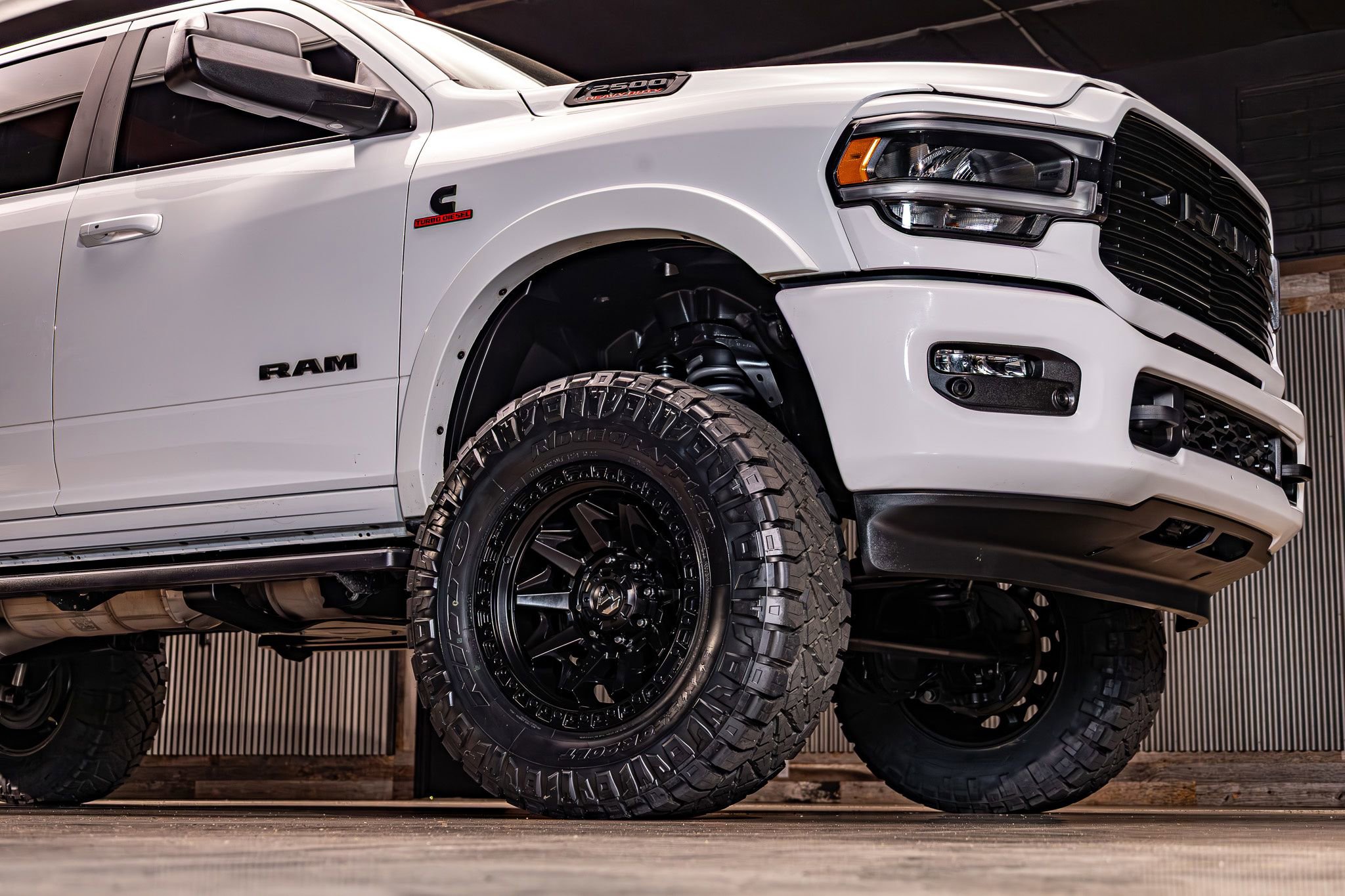 Used 2022 RAM 2500 Laramie w/ Night Edition image 13