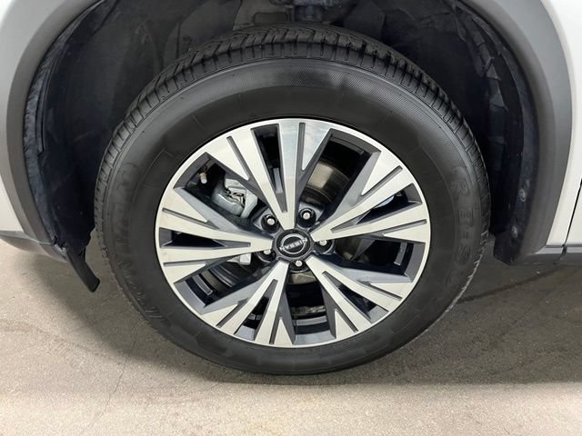 Used 2023 Nissan Rogue SV AWD/4WD image 28