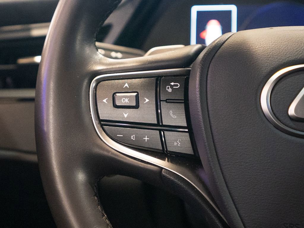 Used 2024 Lexus ES 350 w/ Premium Package image 16