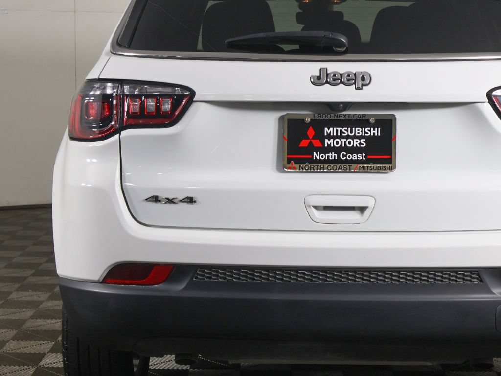 Used 2025 Jeep Compass Sport AWD/4WD image 12