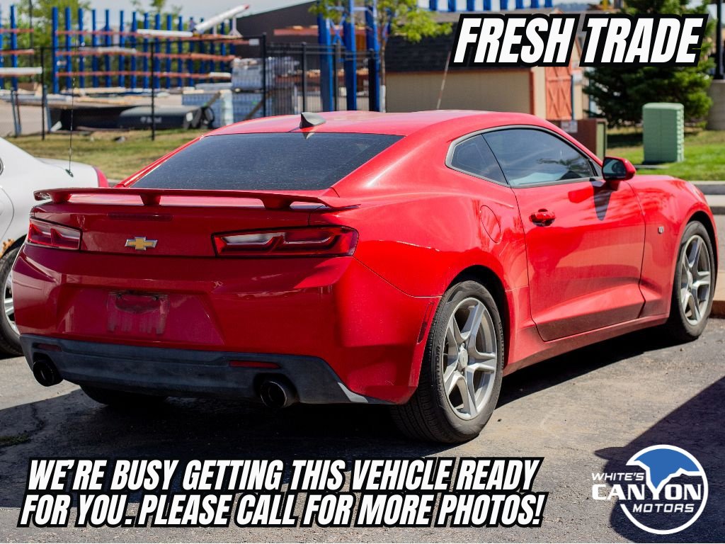 Used 2017 Chevrolet Camaro LT RWD image 4