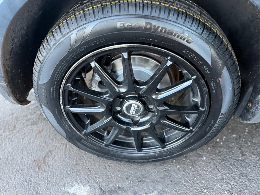 Used 2005 Volkswagen Passat GLS image 19