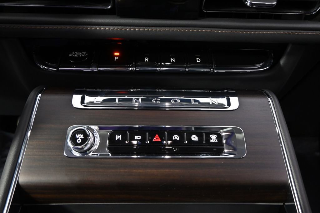 New 2026 Lincoln Aviator Reserve AWD/4WD image 32