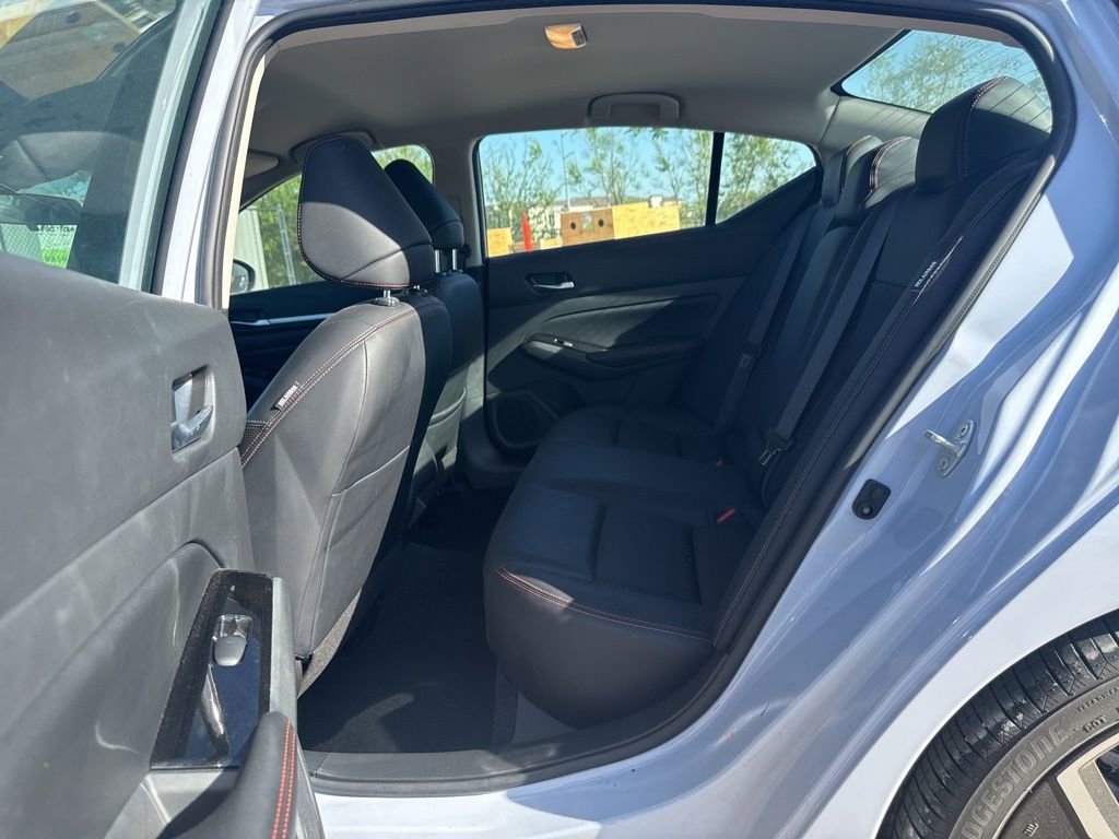 Certified 2024 Nissan Altima 2.5 SR image 11