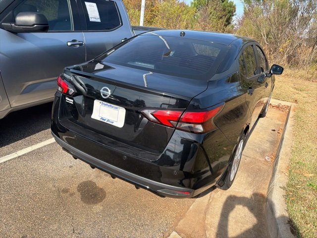 Used 2022 Nissan Versa S image 15