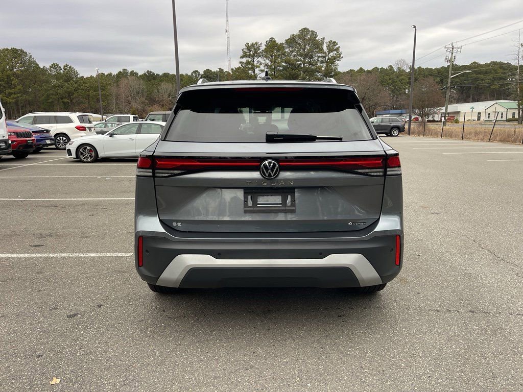 New 2026 Volkswagen Tiguan SE AWD/4WD image 5