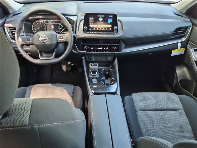 New 2027 Nissan Rogue SV FWD image 13
