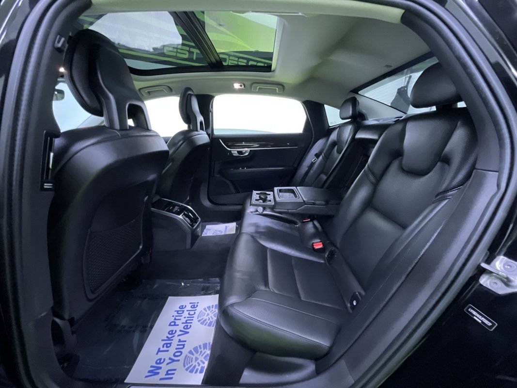 Used 2018 Volvo S90 T5 Momentum w/ Convenience Package FWD image 28