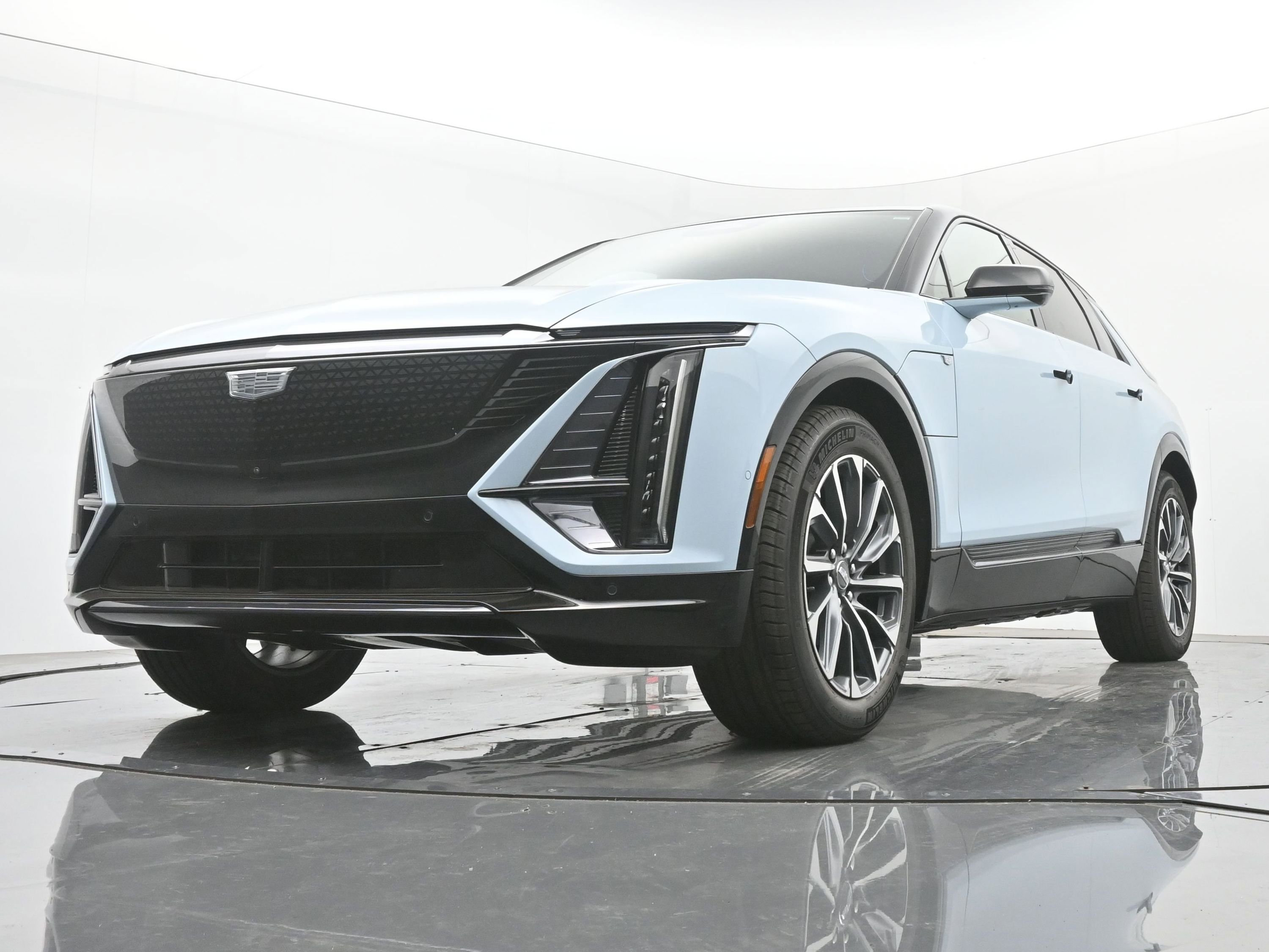 New 2026 Cadillac Lyriq Sport image 15