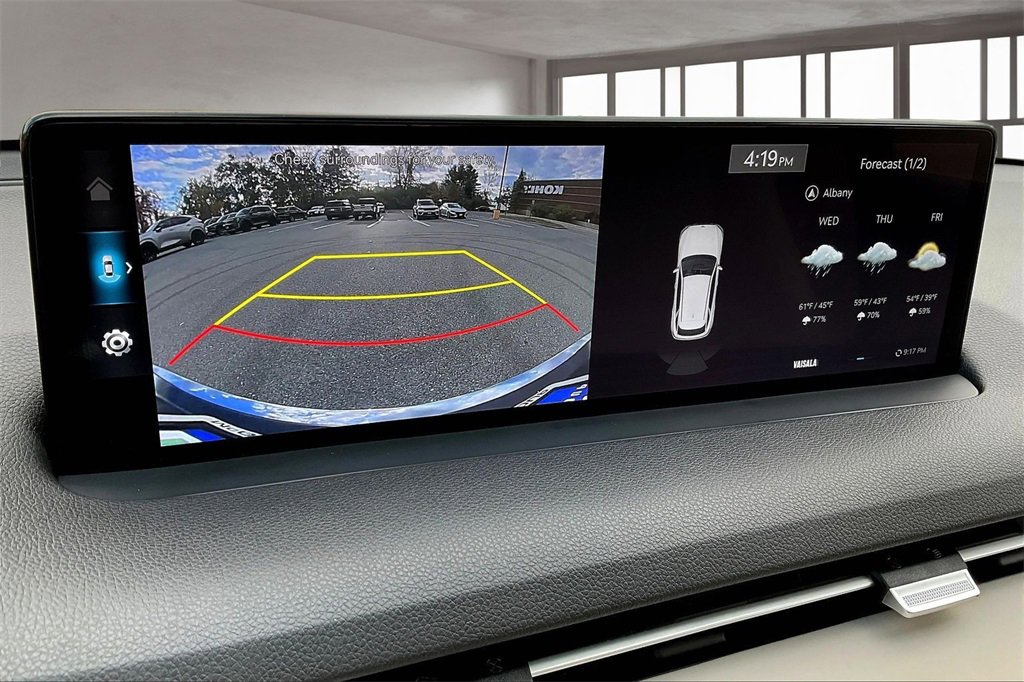 Used 2025 Genesis GV70 2.5T image 13