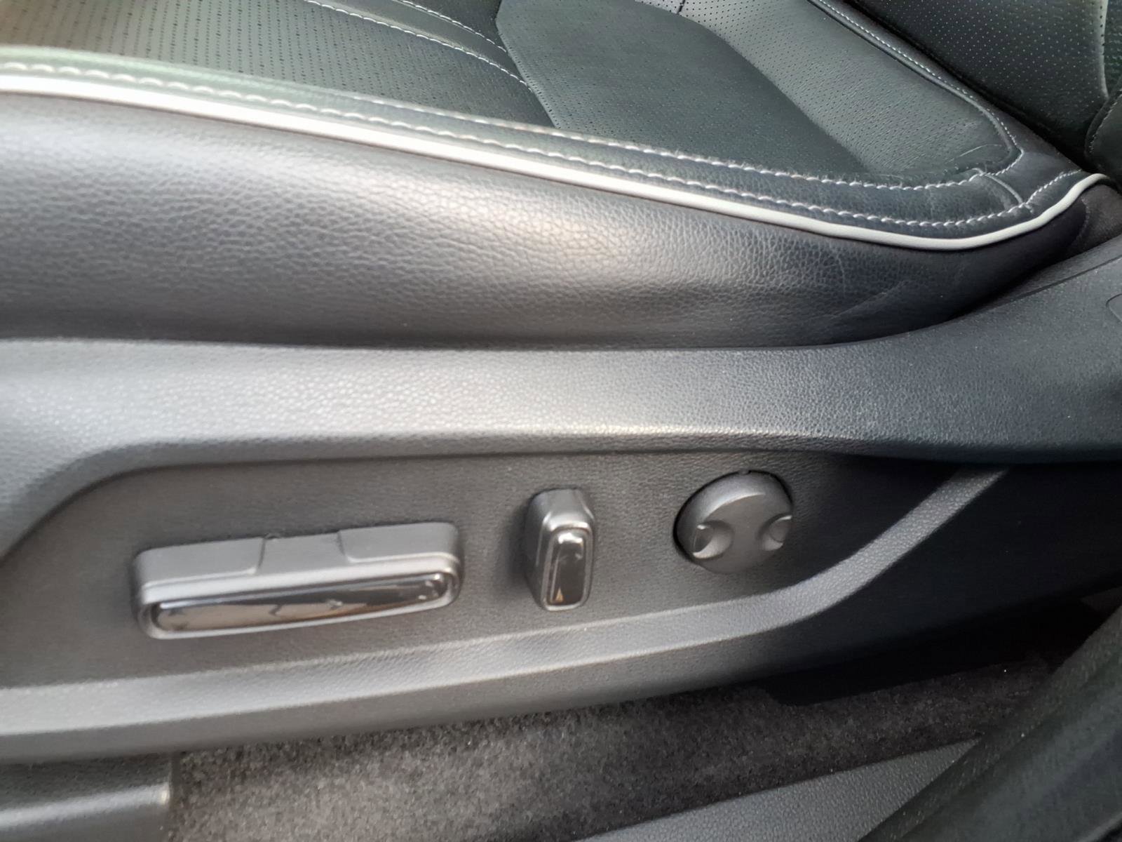 Certified 2024 Honda Pilot Elite image 17