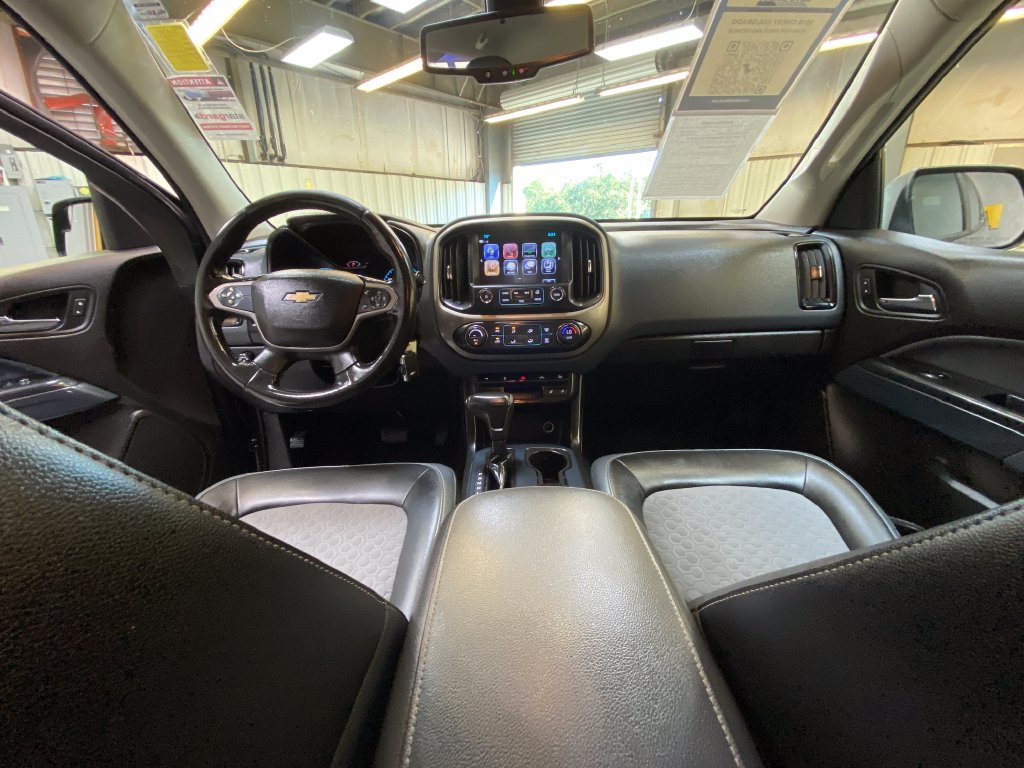 Used 2018 Chevrolet Colorado Z71 RWD image 19