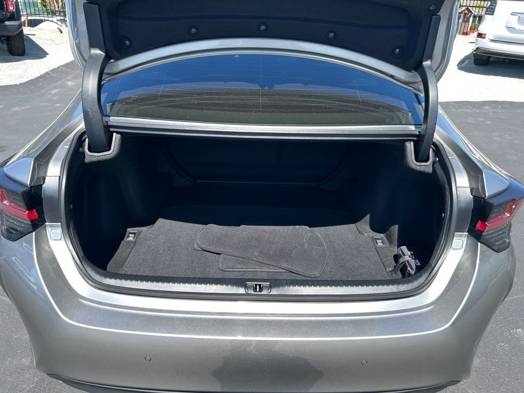 Used 2023 Lexus RC 350 F Sport image 26