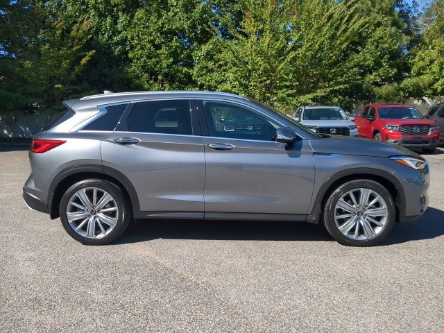 Used 2021 INFINITI QX50 Sensory AWD/4WD image 3
