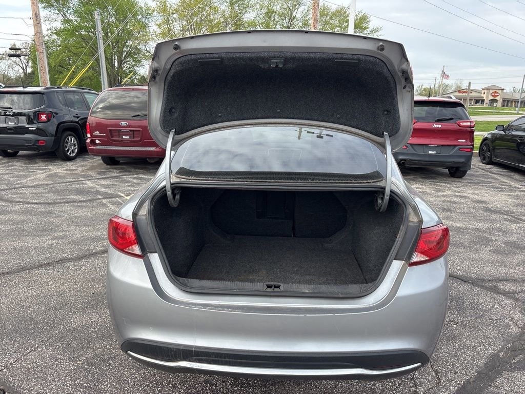 Used 2015 Chrysler 200 C FWD image 8
