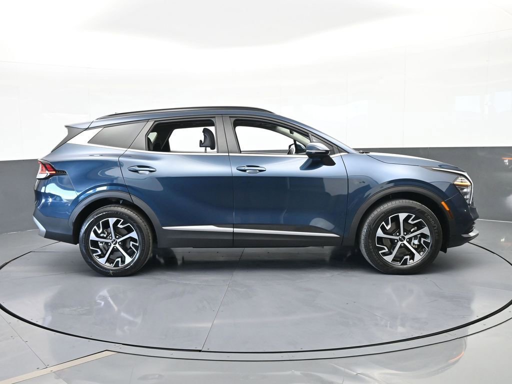 Used 2025 Kia Sportage EX w/ EX Premium Package image 7