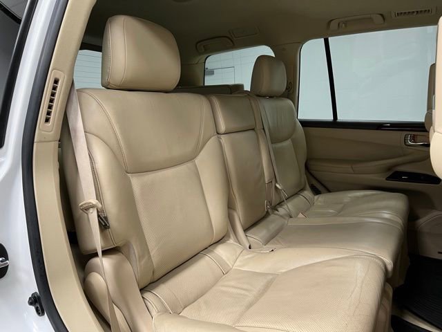 Used 2015 Lexus LX 570 4WD w/ Luxury Package image 53