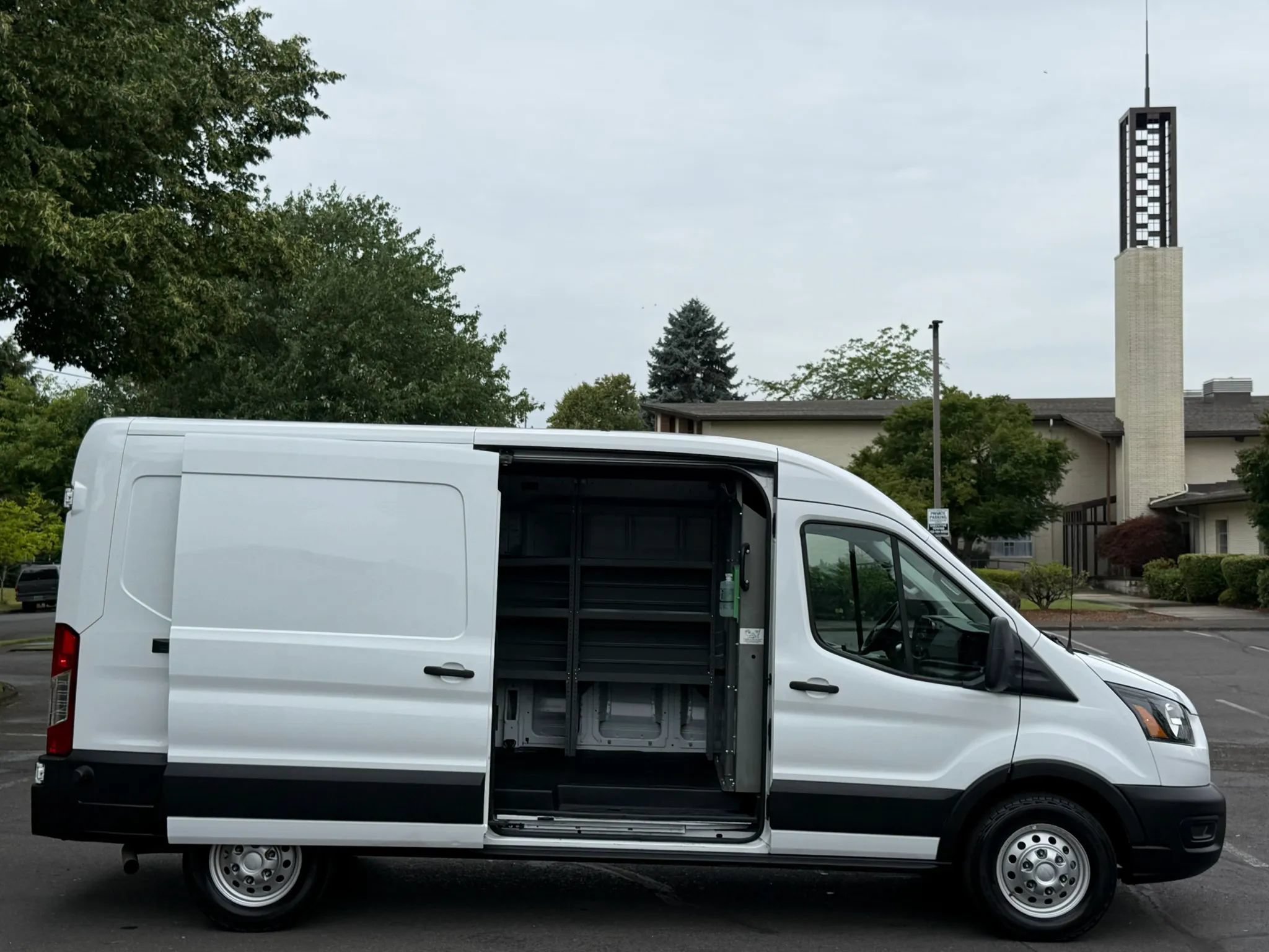 Used 2020 Ford Transit 350 Medium Roof RWD image 25