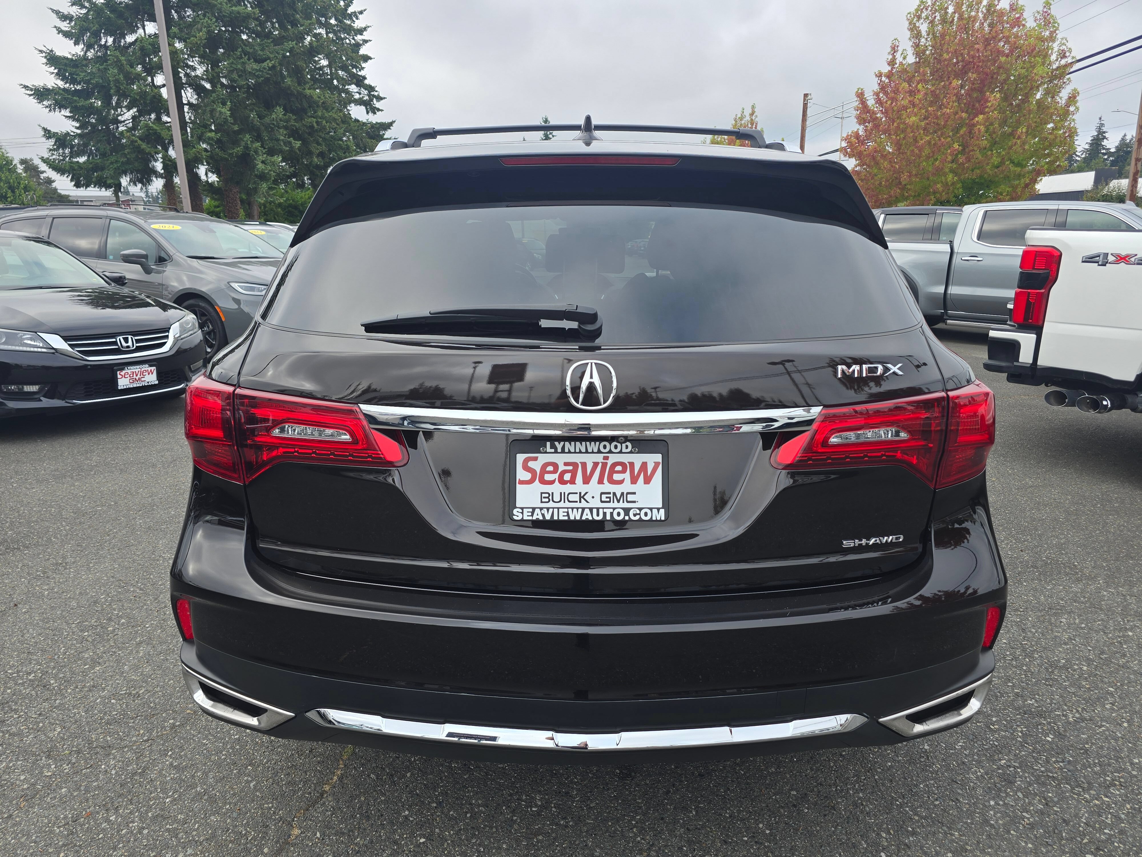 Used 2017 Acura MDX w/ Technology Package AWD/4WD image 6