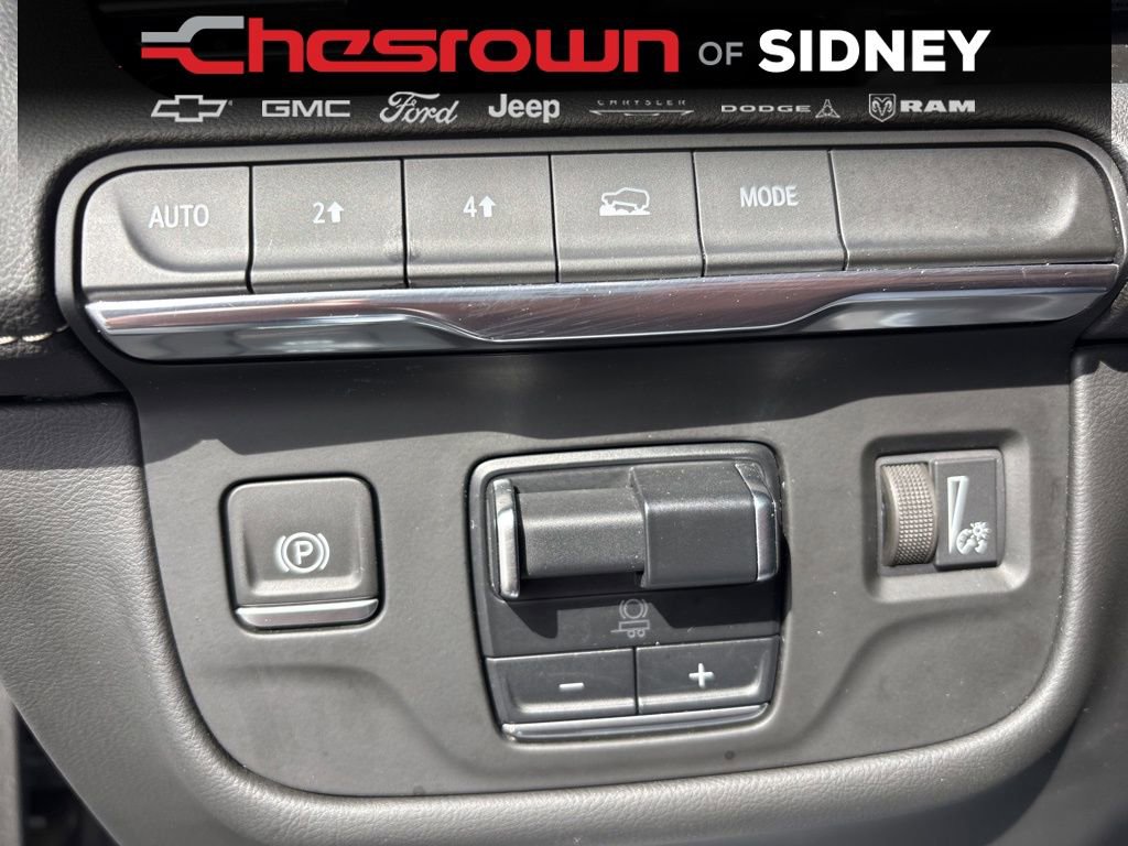 Used 2023 Cadillac Escalade Premium Luxury AWD/4WD image 17