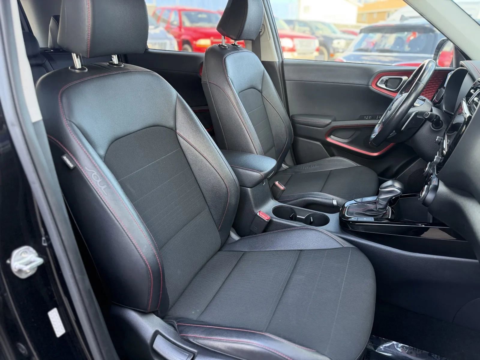 Used 2020 Kia Soul GT-Line Turbo FWD image 19