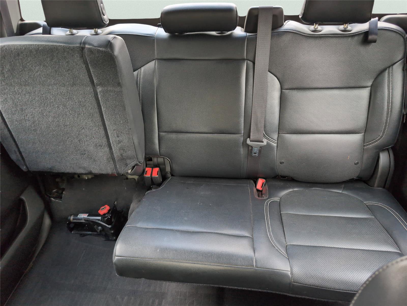 Used 2021 Chevrolet Silverado 2500 LT w/ Midnight Edition image 23