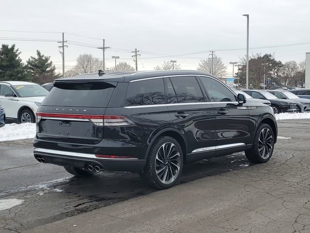 Certified 2023 Lincoln Aviator Reserve w/ Equipment Group 201A image 4