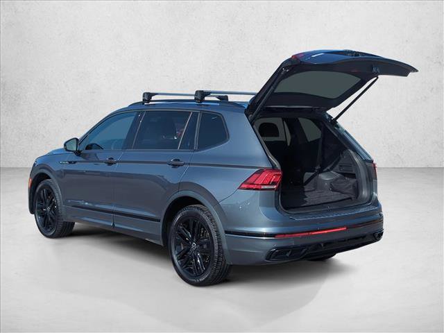 Used 2022 Volkswagen Tiguan SE R-Line FWD image 7