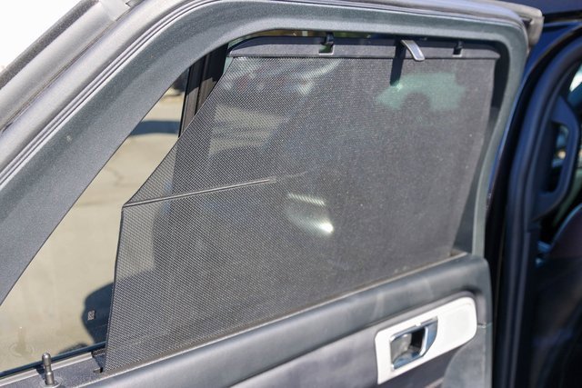 Used 2022 Ford Explorer Platinum w/ Technology Package image 17