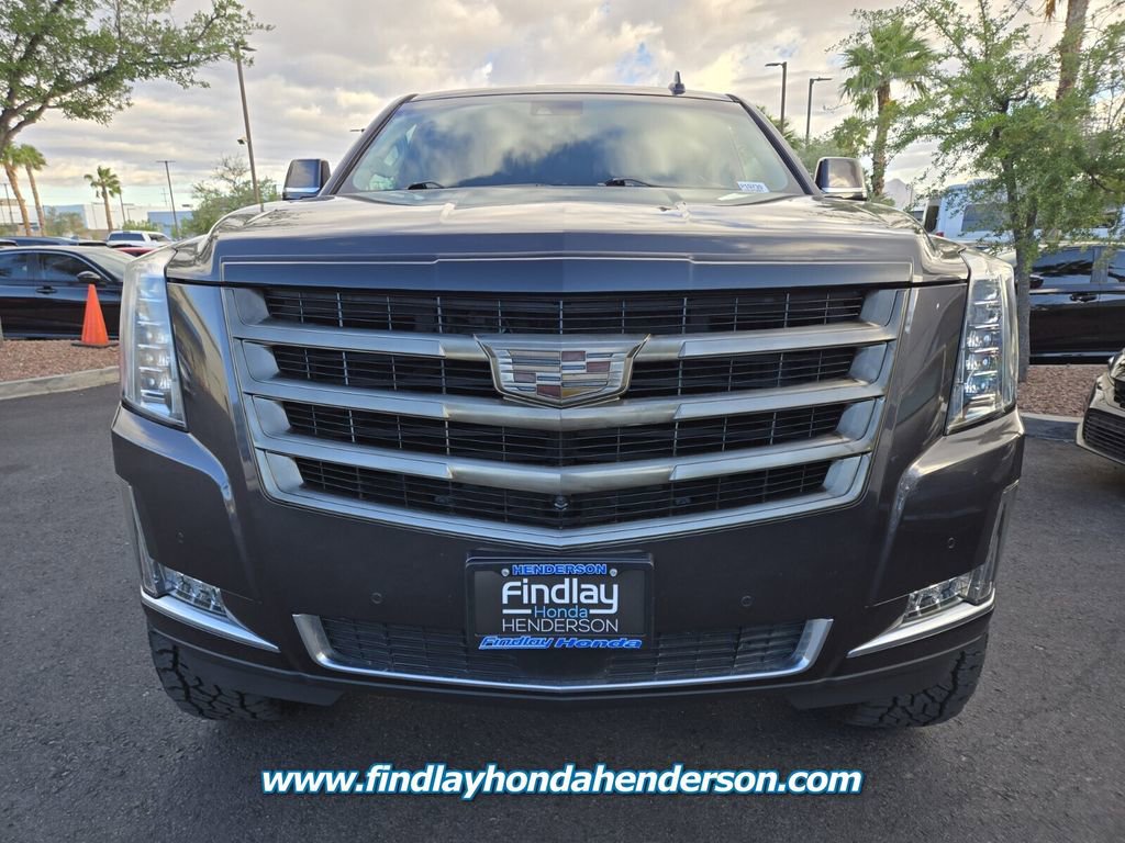 Used 2017 Cadillac Escalade Premium Luxury RWD image 8