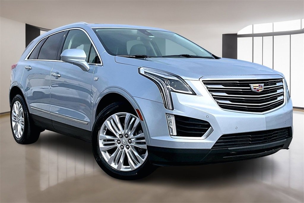 Used 2017 Cadillac XT5 Premium Luxury image 11