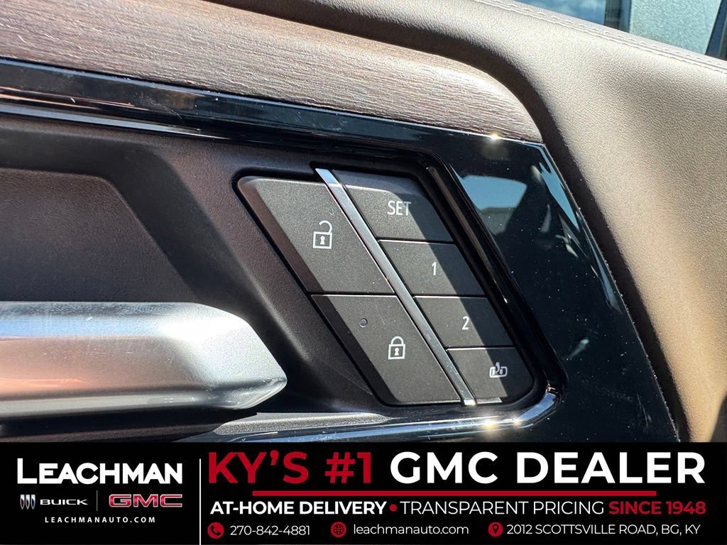 New 2026 GMC Yukon Denali Ultimate w/ LPO, Floor Liner Package AWD/4WD image 10