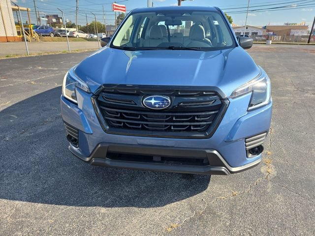 Used 2023 Subaru Forester AWD/4WD image 3