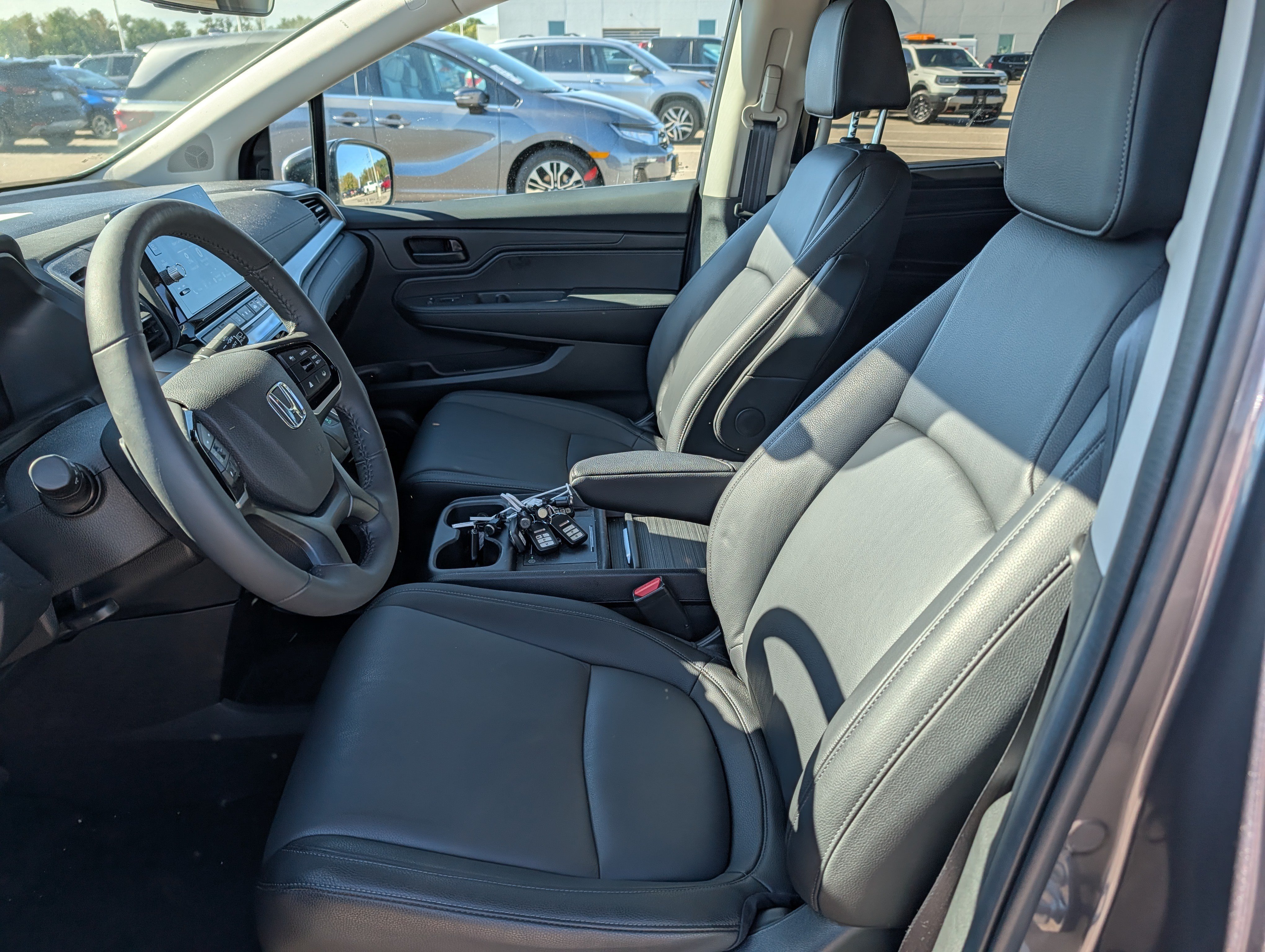 Used 2026 Honda Odyssey EX-L image 8