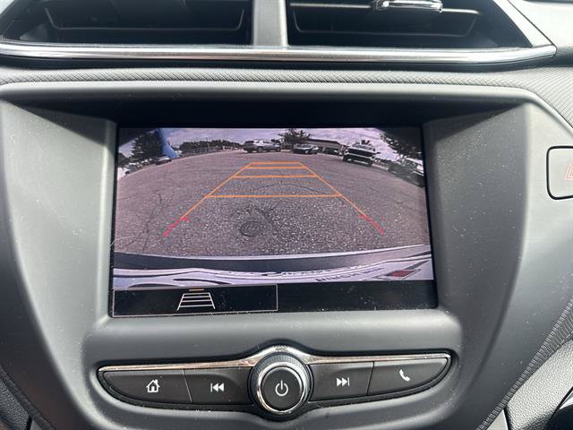 Used 2022 Chevrolet TrailBlazer LT FWD image 21