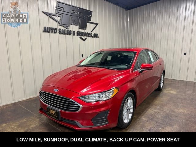 Used 2020 Ford Fusion SE FWD image 1